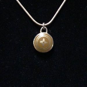 Authentic Louis Vuitton Fleur Charm Necklace Pendant